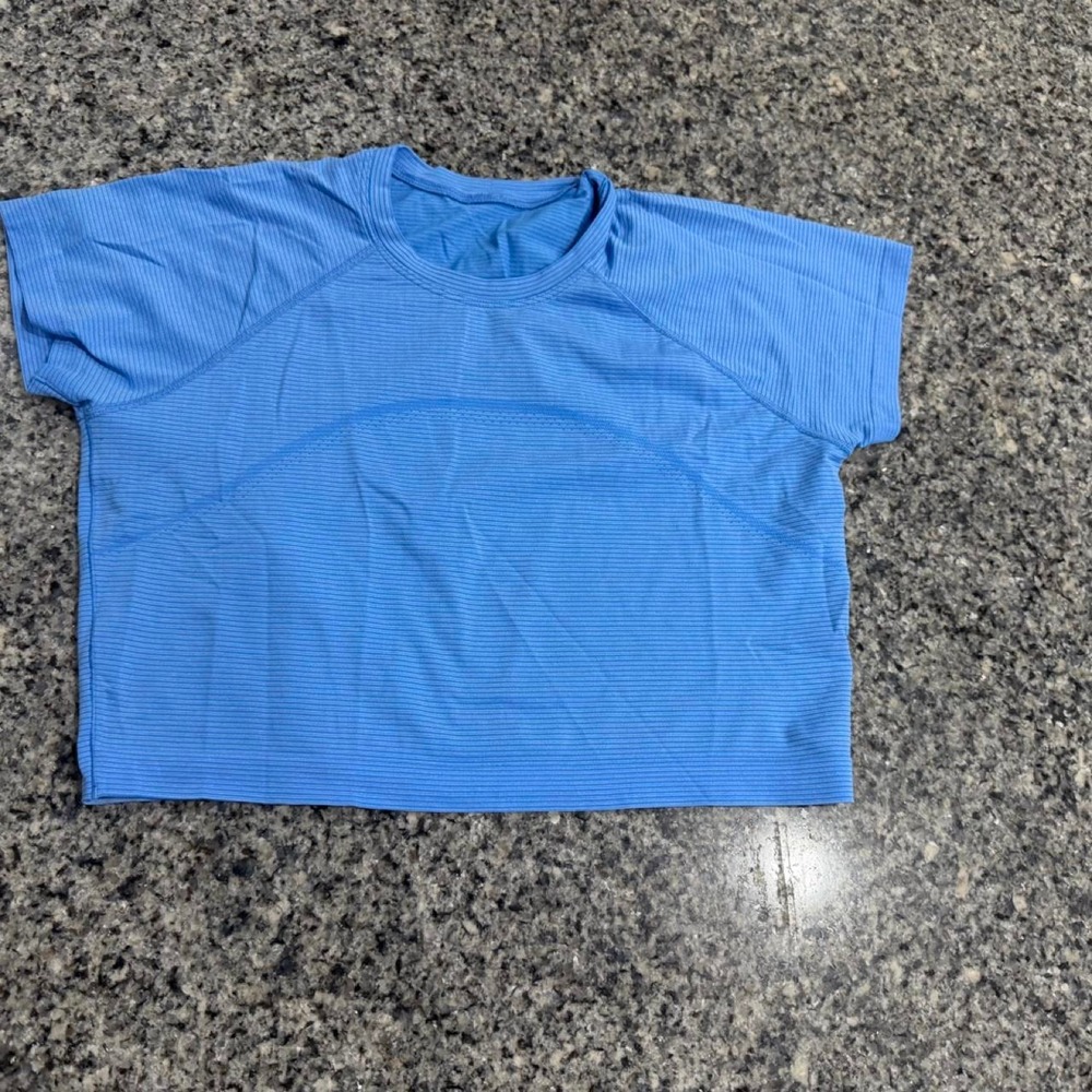 Lululemon Swiftly Tech Cropped Short Sleeve Shirt Blue Size 12